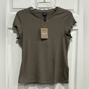 Patagonia Women's Medium Rib Knit Top Wing Grey NWT Slim Fit Cap Sleeves Stretch